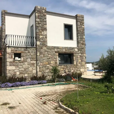 Villa Goelkoey ヴィラ