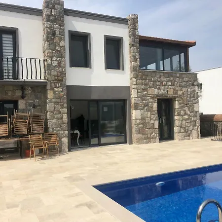 Villa Goelkoey